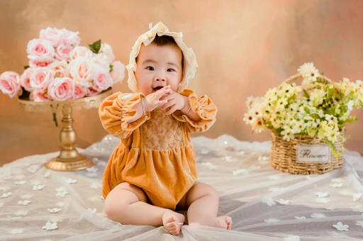 东莞宝宝睡觉爱笑 东莞宝宝睡觉爱笑